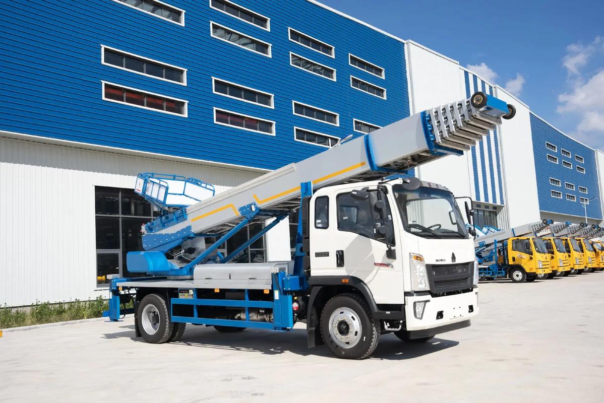 漳浦县出租云梯车高空作业车 建筑垃圾搬运