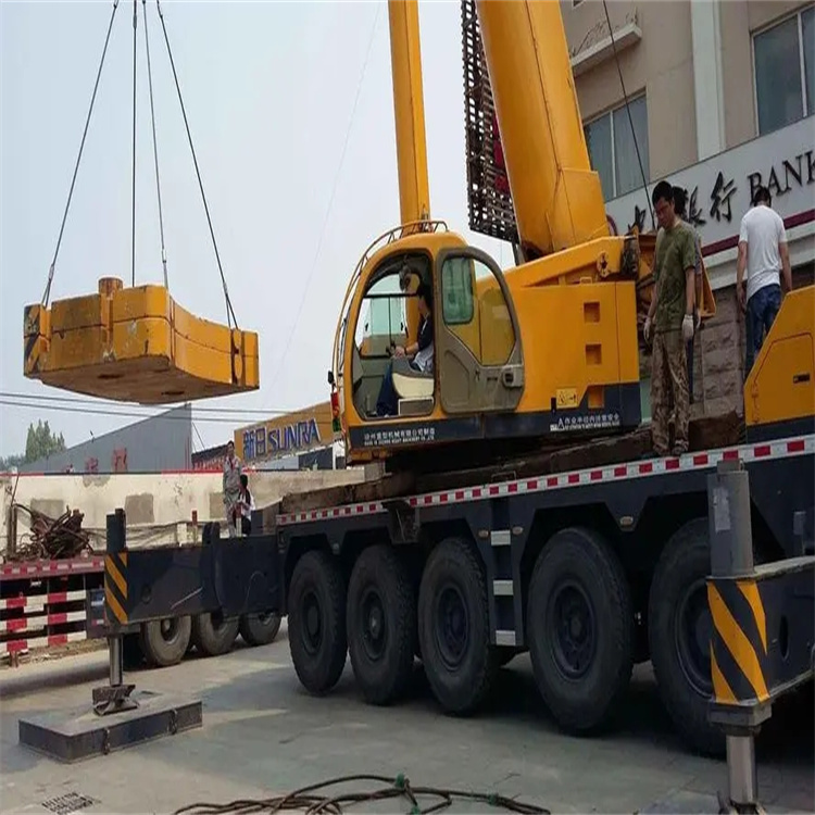 漳浦县当地吊车出租|机器吊装|75吨|工厂搬迁服务